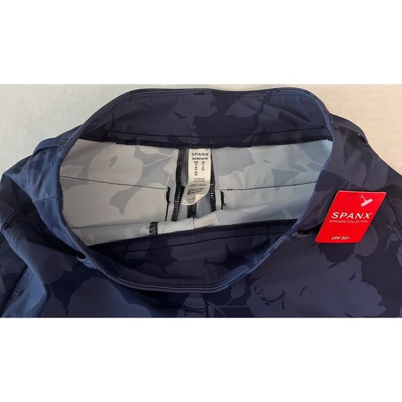 SPANX 50473R Women’s Sz XS Floret Navy Sunshine Shorts - Picture 7 of 7